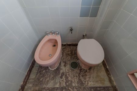 Apartamento à venda com 200m², 4 quartos e 2 vagasBanheiro