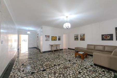 Apartamento à venda com 200m², 4 quartos e 2 vagasHall de entrada