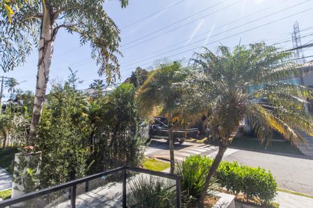 Casa de condomínio à venda com 460m², 4 quartos e 4 vagas Casa de condomínio à venda com 460m², 4 quartos e 4 vagasVista da Sala