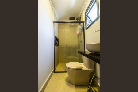 Casa de condomínio à venda com 460m², 4 quartos e 4 vagas Casa de condomínio à venda com 460m², 4 quartos e 4 vagasBanheiro da Suíte 3