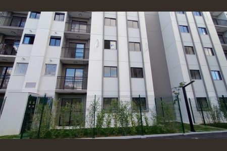 Apartamento para alugar com 55m², 2 quartos e 1 vaga Apartamento para alugar com 55m², 2 quartos e 1 vagaFachada com Placa
