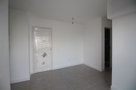 Sala de apartamento para alugar com 2 quartos, 55m² em Jacarepaguá, Rio de Janeiro
