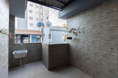 Casa à venda com 180m², 4 quartos e 1 vagaÁrea de Serviço 2