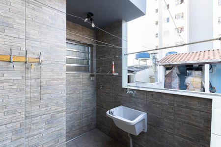 Casa à venda com 180m², 4 quartos e 1 vagaÁrea de Serviço 2