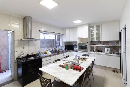Casa à venda com 180m², 4 quartos e 1 vagaCozinha