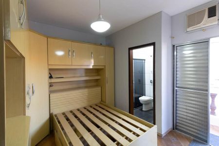 Casa à venda com 180m², 4 quartos e 1 vagaSuíte