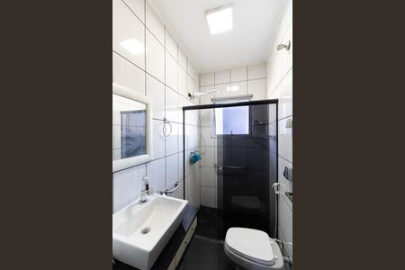 Casa à venda com 180m², 4 quartos e 1 vagaBanheiro Social