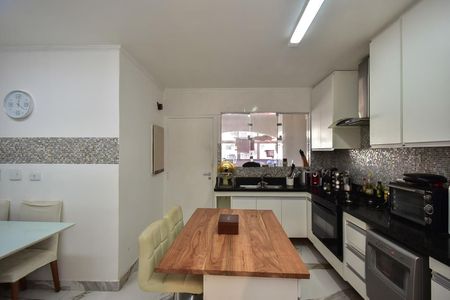 Apartamento à venda com 211m², 4 quartos e 4 vagasCozinha