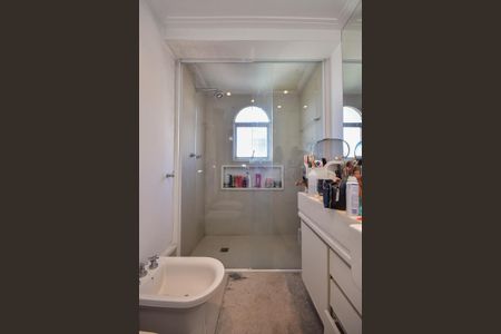 Apartamento à venda com 211m², 4 quartos e 4 vagasBanheiro Suíte 1