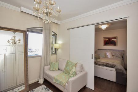 Apartamento à venda com 211m², 4 quartos e 4 vagasSuíte 2