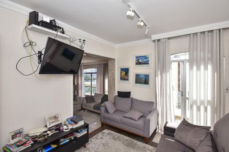 Apartamento à venda com 211m², 4 quartos e 4 vagasQuarto