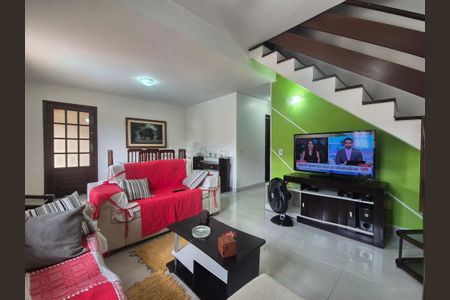 Casa de condomínio à venda com 150m², 4 quartos e 2 vagasSala