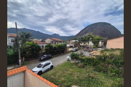 Casa de condomínio à venda com 150m², 4 quartos e 2 vagasVista - Varanda da suíte 2