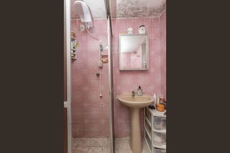 Casa à venda com 320m², 2 quartos e 2 vagasBanheiro casa 2