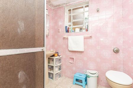 Casa à venda com 320m², 2 quartos e 2 vagasBanheiro casa 2