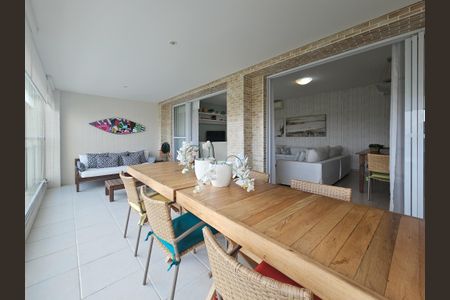 Apartamento para alugar com 162m², 3 quartos e 2 vagasVaranda