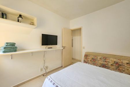 Apartamento para alugar com 162m², 3 quartos e 2 vagasSuíte 2