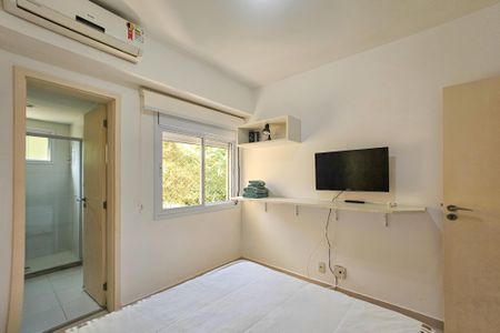 Apartamento para alugar com 162m², 3 quartos e 2 vagasSuíte 2