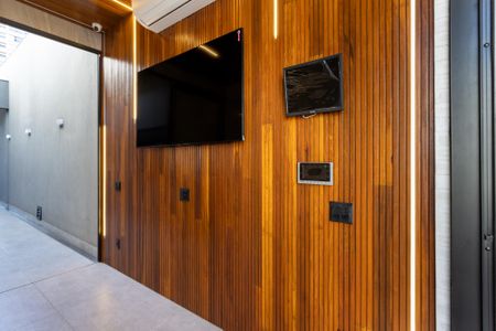 Casa à venda com 300m², 2 quartos e 3 vagas Casa à venda com 300m², 2 quartos e 3 vagasCozinha