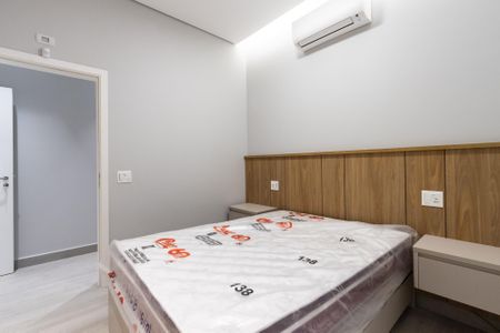 Casa à venda com 300m², 2 quartos e 3 vagas Casa à venda com 300m², 2 quartos e 3 vagasSuite 2