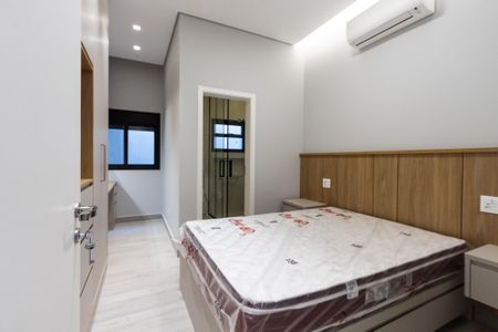 Casa à venda com 300m², 2 quartos e 3 vagas Casa à venda com 300m², 2 quartos e 3 vagasSuite 1