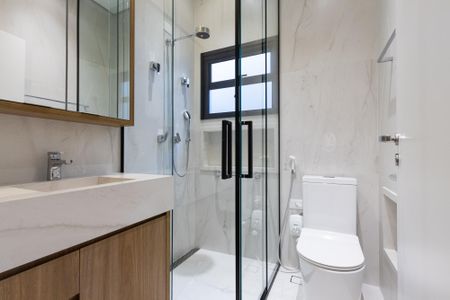 Casa à venda com 300m², 2 quartos e 3 vagas Casa à venda com 300m², 2 quartos e 3 vagasBanheiro/Suite 2