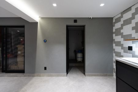 Casa à venda com 300m², 2 quartos e 3 vagas Casa à venda com 300m², 2 quartos e 3 vagasÁrea comum/