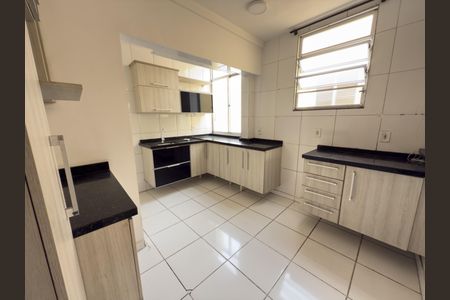Apartamento à venda com 64m², 2 quartos e sem vaga Apartamento à venda com 64m², 2 quartos e sem vagaCozinha
