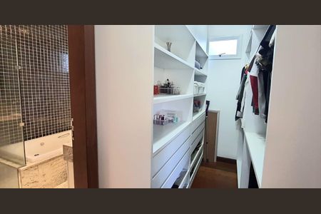 Casa à venda com 320m², 5 quartos e 3 vagasFoto 61