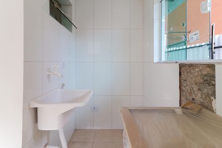 Cozinha e Área de Serviço de apartamento para alugar com 1 quarto, 25m² em Vila Dalva, São Paulo