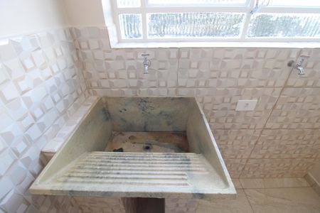 Apartamento à venda com 100m², 2 quartos e 1 vagaÁrea de Serviço