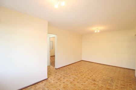 Apartamento à venda com 100m², 2 quartos e 1 vagaSala