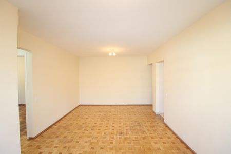 Apartamento à venda com 100m², 2 quartos e 1 vagaSala