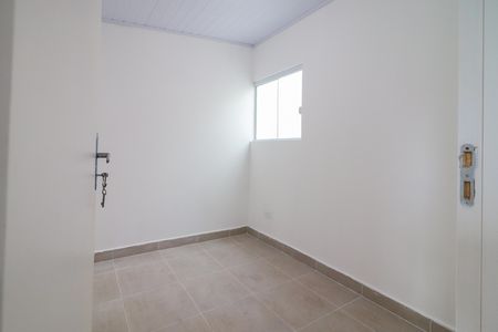 Quarto 2 de apartamento para alugar com 2 quartos, 35m² em Vila Dalva, São Paulo