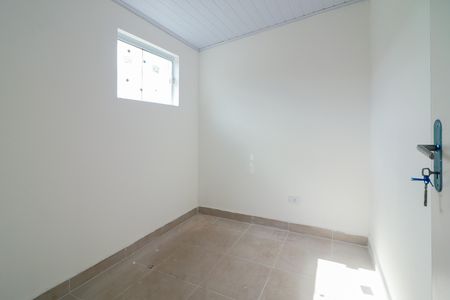 Quarto de apartamento para alugar com 2 quartos, 35m² em Vila Dalva, São Paulo