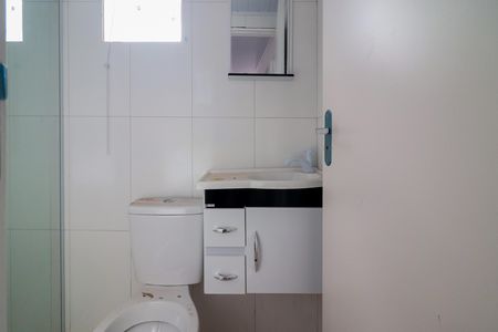 Banheiro de apartamento para alugar com 2 quartos, 35m² em Vila Dalva, São Paulo