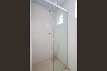 Banheiro de apartamento para alugar com 2 quartos, 35m² em Vila Dalva, São Paulo