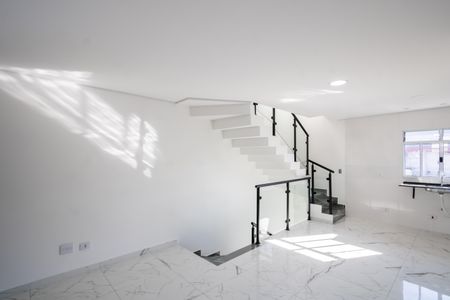 Sala  de casa à venda com 2 quartos, 107m² em Vila Nhocuné, São Paulo