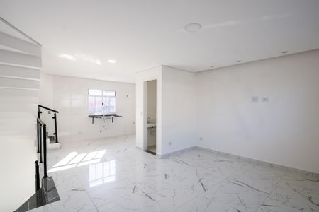 Sala  de casa à venda com 2 quartos, 107m² em Vila Nhocuné, São Paulo