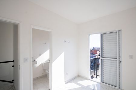 Casa à venda com 107m², 2 quartos e 2 vagas Casa à venda com 107m², 2 quartos e 2 vagasSuite 2