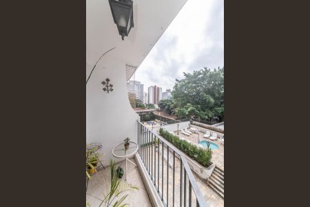 Apartamento à venda com 65m², 2 quartos e 1 vagaSacada