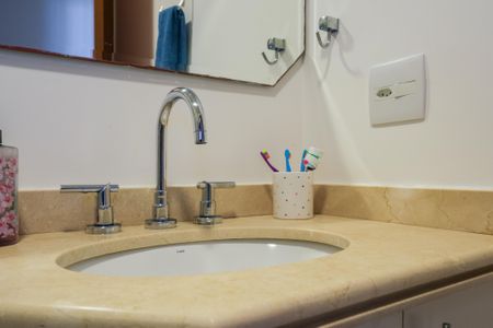 Apartamento à venda com 96m², 3 quartos e 2 vagasBanheiro