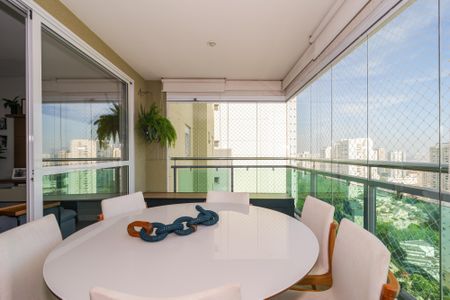 Apartamento à venda com 96m², 3 quartos e 2 vagasVaranda da Sala