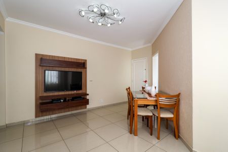 Sala de apartamento para alugar com 2 quartos, 58m² em Jardim Henriqueta, Taboão da Serra