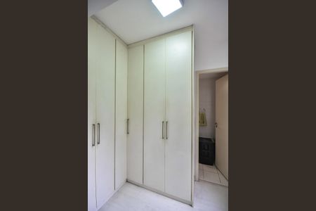 Apartamento à venda com 70m², 2 quartos e 1 vagaSuíte 2