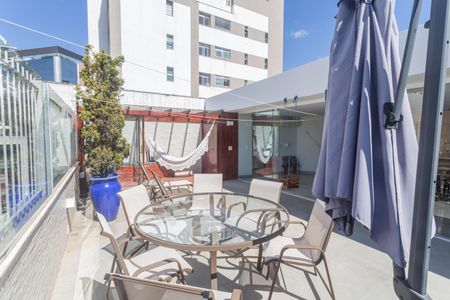 Apartamento à venda com 360m², 4 quartos e 4 vagas Apartamento à venda com 360m², 4 quartos e 4 vagasCobertura/Sauna