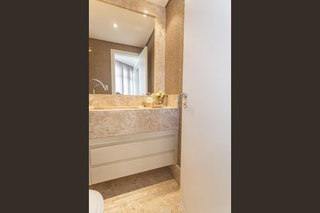 Apartamento à venda com 360m², 4 quartos e 4 vagas Apartamento à venda com 360m², 4 quartos e 4 vagasLavabo 1