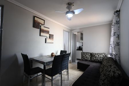 Apartamento à venda com 45m², 2 quartos e 1 vagaSala