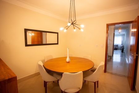 Casa à venda com 140m², 3 quartos e 3 vagasCozinha