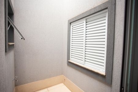 Casa à venda com 140m², 3 quartos e 3 vagasVaranda